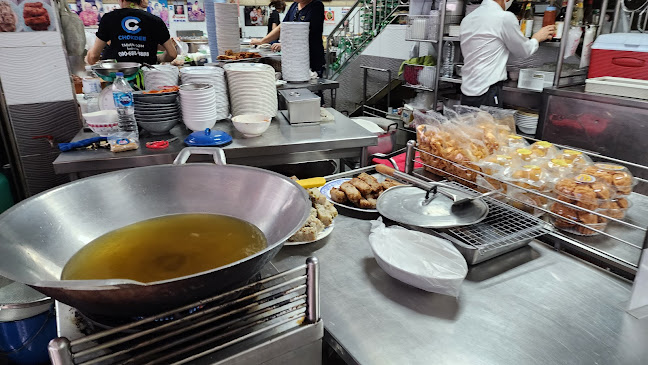 Comentarii opinii despre ขาหมูเมืองทอง