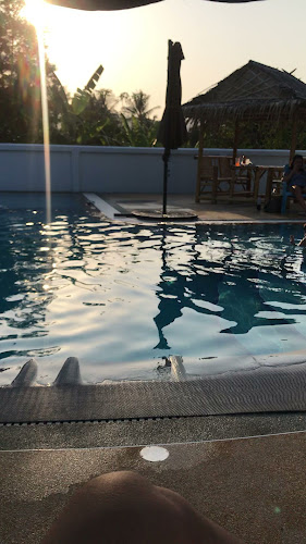 Shark Bites - Pool Bar and Pickleball - อำเภอเมืองภูเก็ต