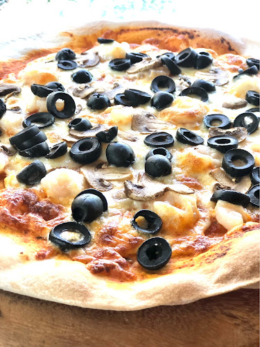 Opinii despre The Fumo of Pizza พิซซ่าเตาฟืน în เมือง - การบริการอาหารและที่พัก