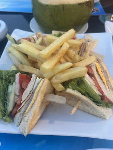 สบาย คอร์เนอร์ - การบริการอาหารและที่พัก