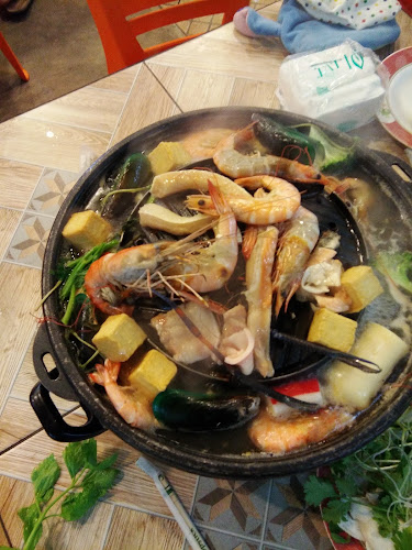 Opinii despre บ้านปิ้งย่าง ภูเก็ต în อำเภอเมืองภูเก็ต - การบริการอาหารและที่พัก