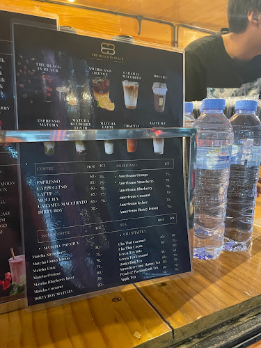 Comentarii opinii despre The Black In Black