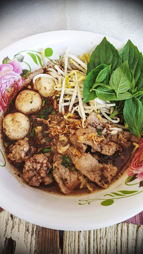 เตี๋ยวเต็มต๊อง (นางปุณศรี)