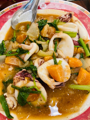 661/663 ศูนย์การค้าเจพีไรวา ถนน ท่าแฉลบ อ.เมือง จันทบุรี 22000