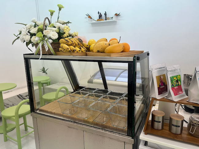 40 ถ. เยาวราช ตำบลตลาดใหญ่ อำเภอเมืองภูเก็ต ภูเก็ต 83000