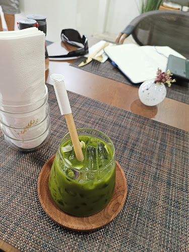 12, 35 moo 1 ถนน วิเศษ ตำบล ราไวย์ อำเภอเมืองภูเก็ต ภูเก็ต 83130