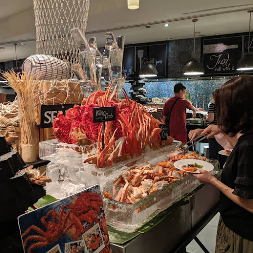 Atelier Restaurant - การบริการอาหารและที่พัก