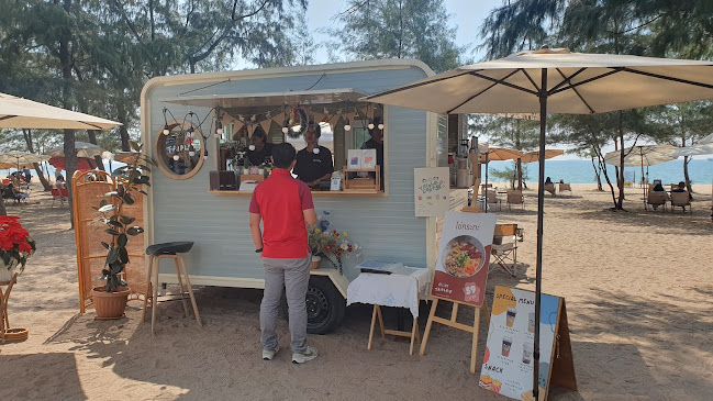 Triple O coffee - การบริการอาหารและที่พัก