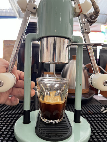 38 อารักษ์ ตำบลปากน้ำโพ อำเภอเมืองนครสวรรค์ นครสวรรค์ 60000