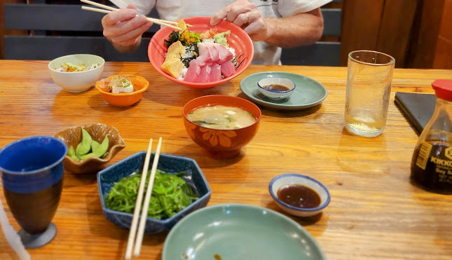 ร้านอาหารญี่ปุ่นมะลิจัง Marichan - การบริการอาหารและที่พัก