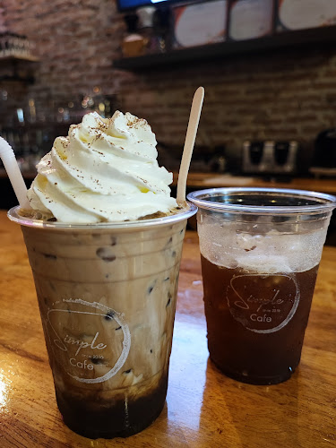 Simple cafe - การบริการอาหารและที่พัก