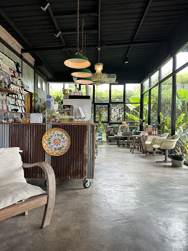 162Cafe - การบริการอาหารและที่พัก