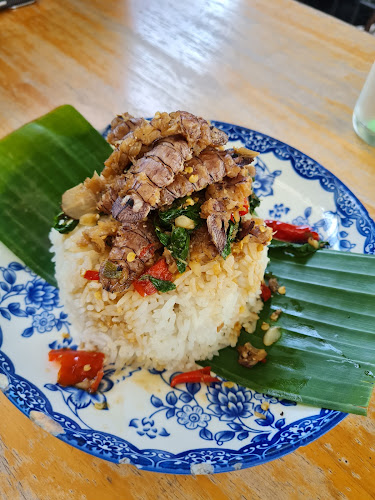 Opinii despre ครัวหน้าบาน พัทยา în อำเภอบางละมุง - การบริการอาหารและที่พัก