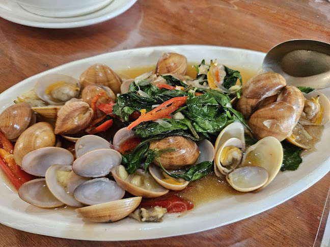 Opinii despre ในสวนอินดี้ Seafood în Mueang - การบริการอาหารและที่พัก