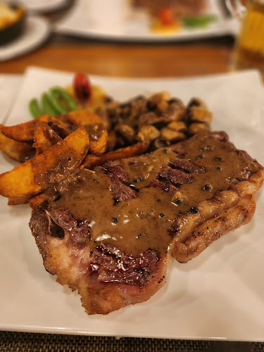 Opinii despre Steak & Co. Pattaya în อำเภอบางละมุง - การบริการอาหารและที่พัก