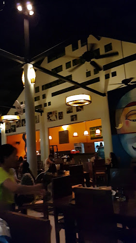 Opinii despre M&M's Pizzeria & Spaghetteria în อำเภอเมืองภูเก็ต - การบริการอาหารและที่พัก