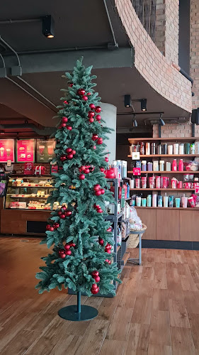 สตาร์บัคส์ สาขา เดอะเบย์พัทยา