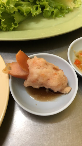 Nai Dim Sum Restaurant, Branch 2 - การบริการอาหารและที่พัก