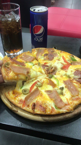 Opinii despre Metro Fast Food مترو în Phuket - การบริการอาหารและที่พัก