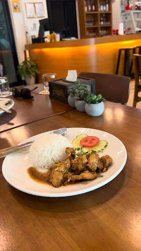 Chokchai Kitchen Jomtien - อำเภอบางละมุง