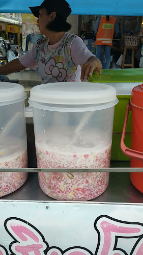 ตลาดซุ้ย