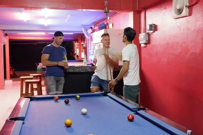 Opinii despre Red hot bar în อำเภอเกาะสมุย - การบริการอาหารและที่พัก