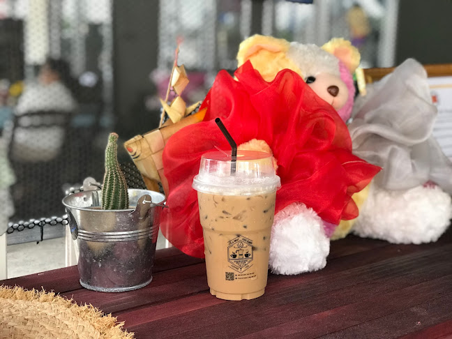 La Mer 389 Café ละเมอร์ 389 คาเฟ่ - การบริการอาหารและที่พัก