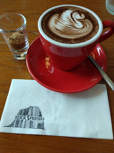 Rock S Presso Chanthaburi - การบริการอาหารและที่พัก