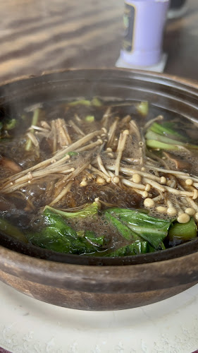 ทิพย์นรินทร์ หาดใหญ่ (Tipnarin) - การบริการอาหารและที่พัก