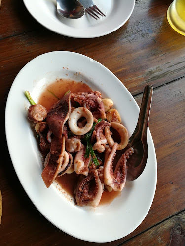 ครัวแม่วุ้น - การบริการอาหารและที่พัก