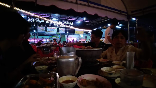 ราชา ซีฟู้ด & หมูกะทะ บุฟเฟต์ By ราชาหอยทอดโต๊ะจีน - การบริการอาหารและที่พัก