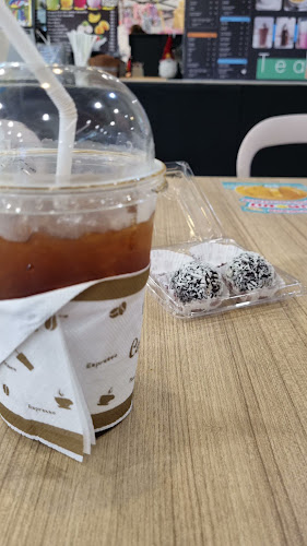 Octopus Coffee - การบริการอาหารและที่พัก