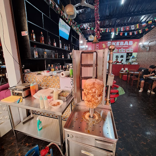 AFRODITE KATA & MR.KEBAB - การบริการอาหารและที่พัก