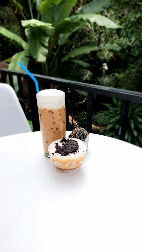 Opinii despre บ้านสวนลุงรงค์ Suan Lung Rong. Cafe'and restaurant în อำเภอเมืองภูเก็ต - การบริการอาหารและที่พัก