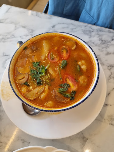 55 ถนน รัษฎา ตำบลตลาดใหญ่ เมือง ภูเก็ต 83000