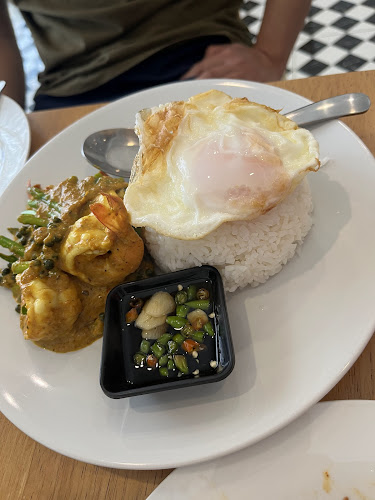 Gindee Cuisine - การบริการอาหารและที่พัก