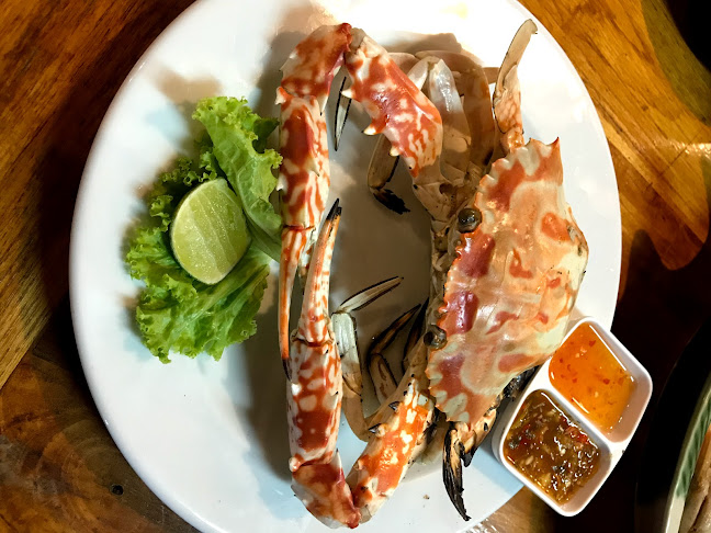 The Restaurant and Bar at Karon Beach - การบริการอาหารและที่พัก