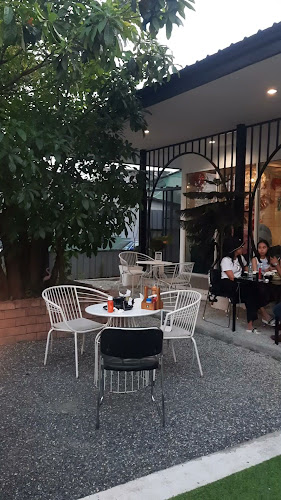 บิงซูนม6 - การบริการอาหารและที่พัก