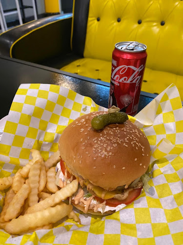 Comentarii opinii despre Wanted Burgers & Beer برجر бургер 汉堡包