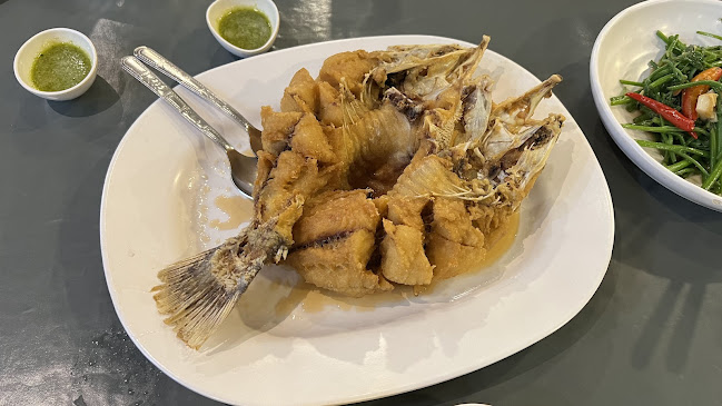 แหลมเจริญ ซีฟู้ด ระยอง