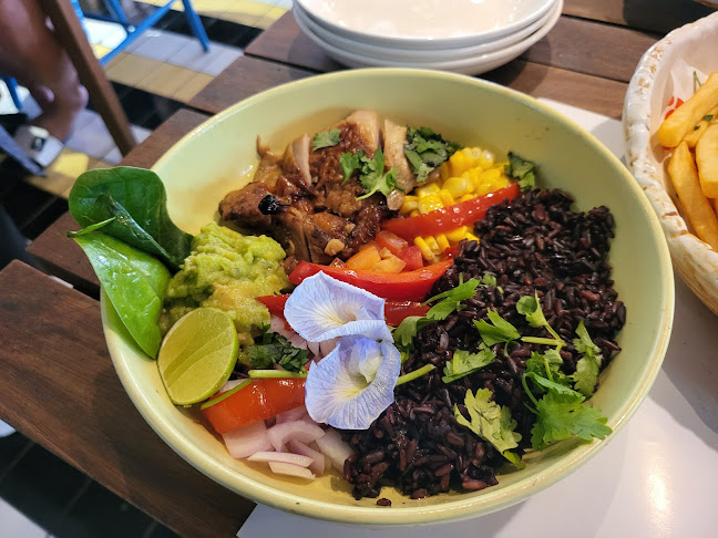 Comentarii opinii despre KIRI burger & bowl , kata beach