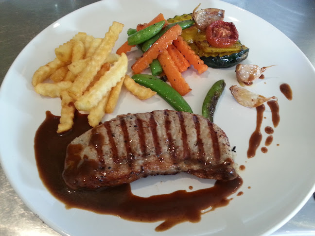 Coffee & Steak - การบริการอาหารและที่พัก