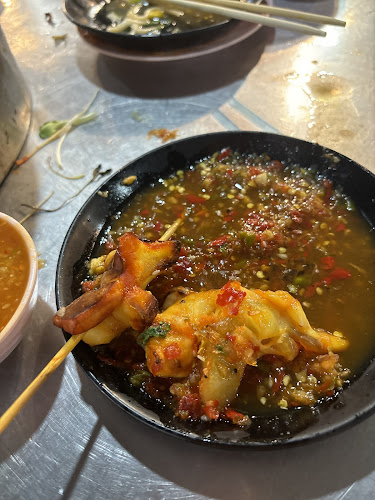 ตันหยง หมูกระทะ แหลมฉบัง - การบริการอาหารและที่พัก