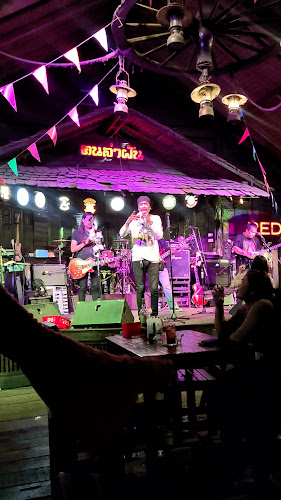 Opinii despre ร้านคนล่าฝันพัทยา în อำเภอบางละมุง - การบริการอาหารและที่พัก