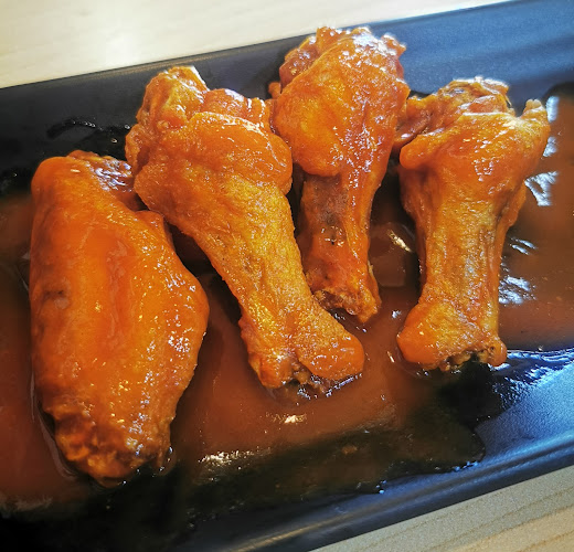 New York Pizza House (Pattaya - Soi Khaonoi) - การบริการอาหารและที่พัก