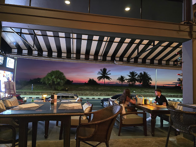 Ciao Pizza and Grill - การบริการอาหารและที่พัก