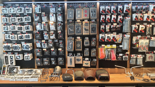 Cub House Nakhon Pathom (คับเฮาส์ นครปฐม) - อำเภอเมืองนครปฐม