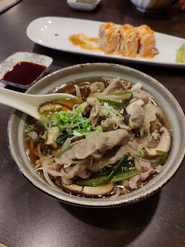 Anego - การบริการอาหารและที่พัก