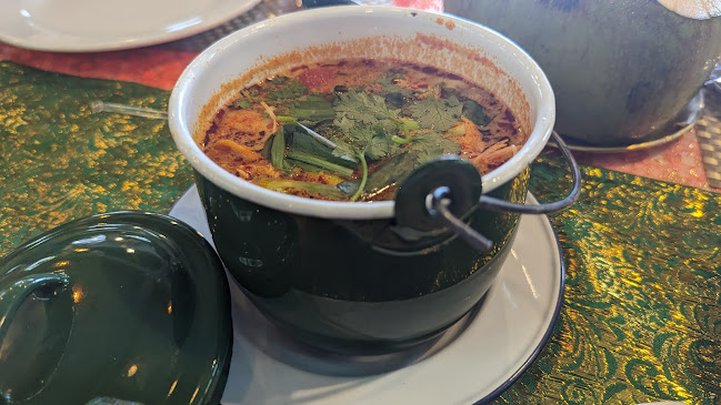 Phuket Restaurant - เมือง