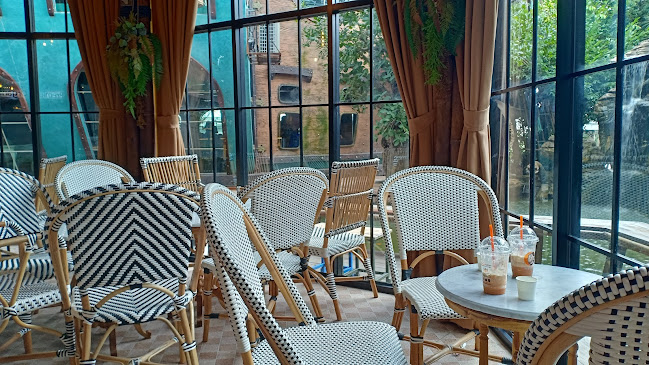 วาวี คอฟฟี่ @ชมจันทร์ เฮือ ฮักมูล - อำเภอวารินชำราบ